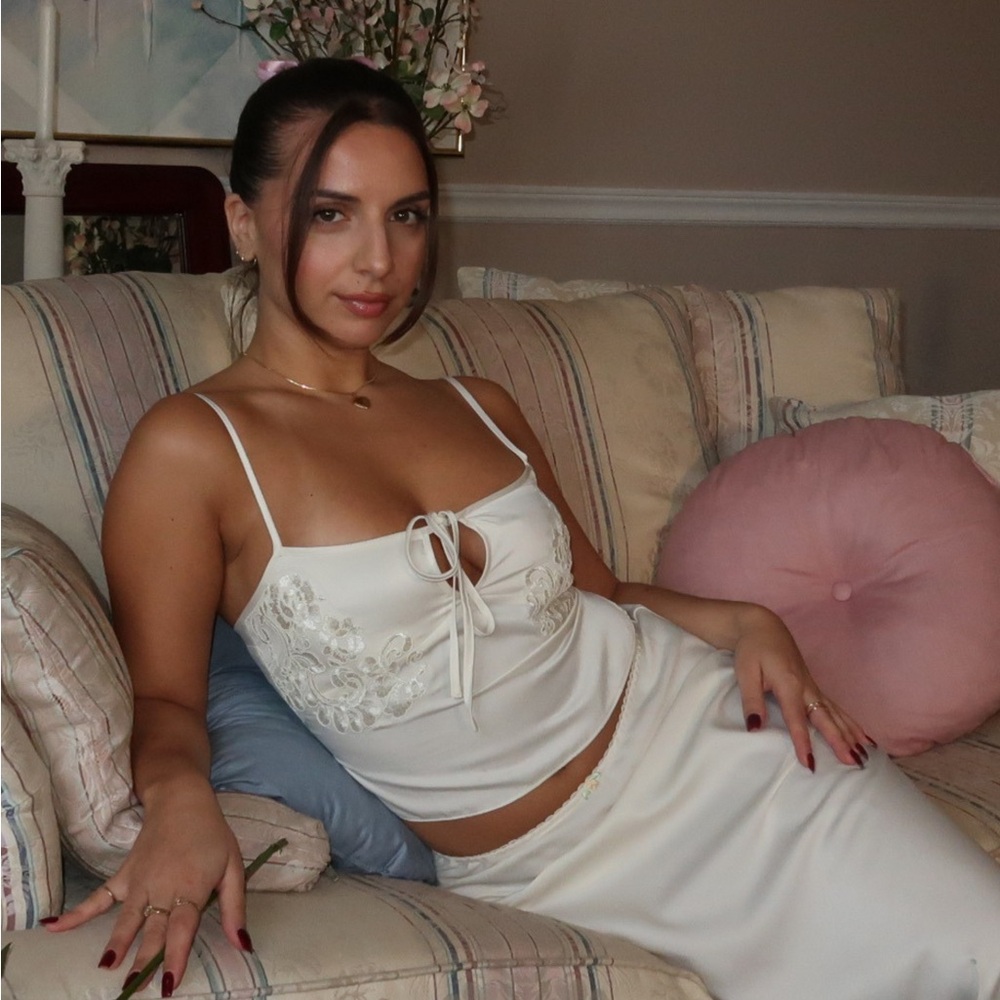 NWOT 437 camisole - Picture 3 of 5